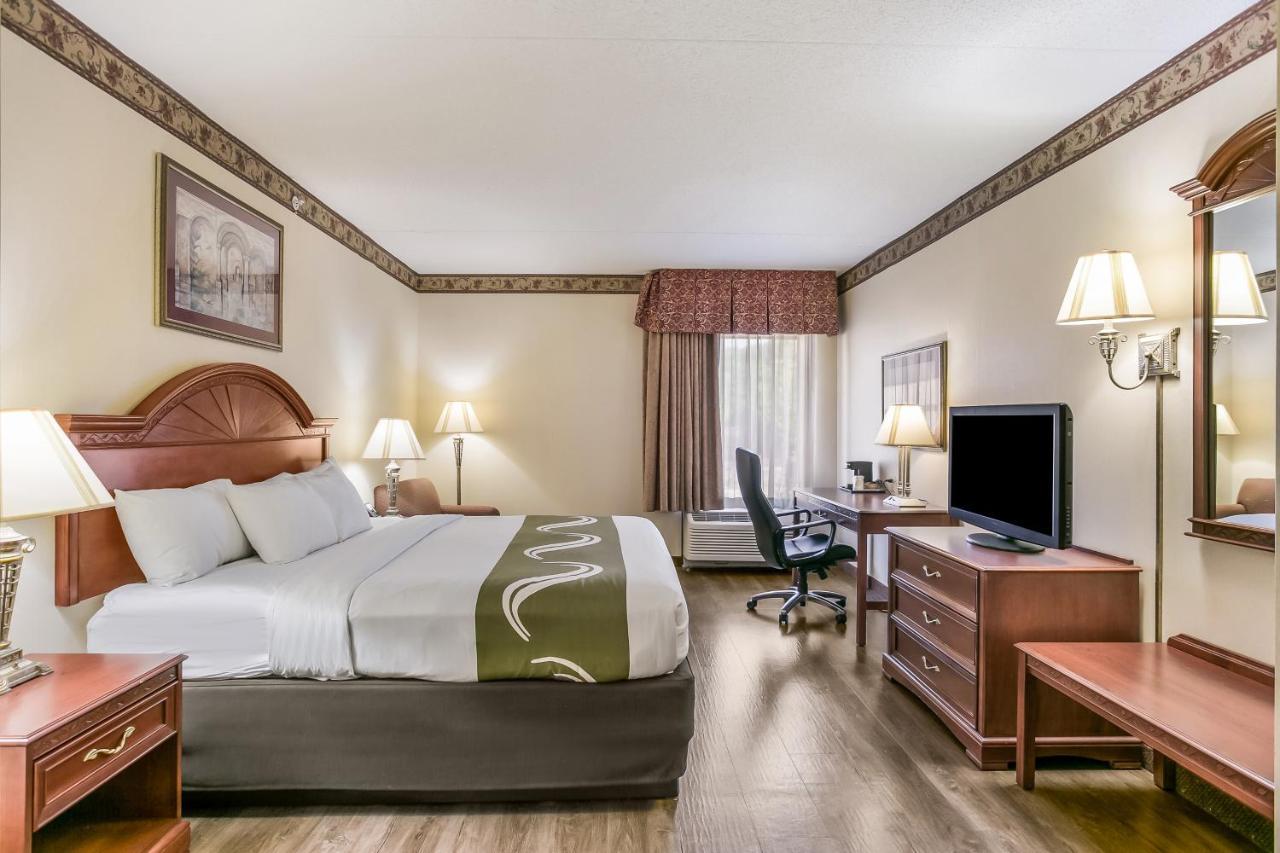 Quality Inn & Suites Bel Air I-95 Exit 77A Exteriör bild
