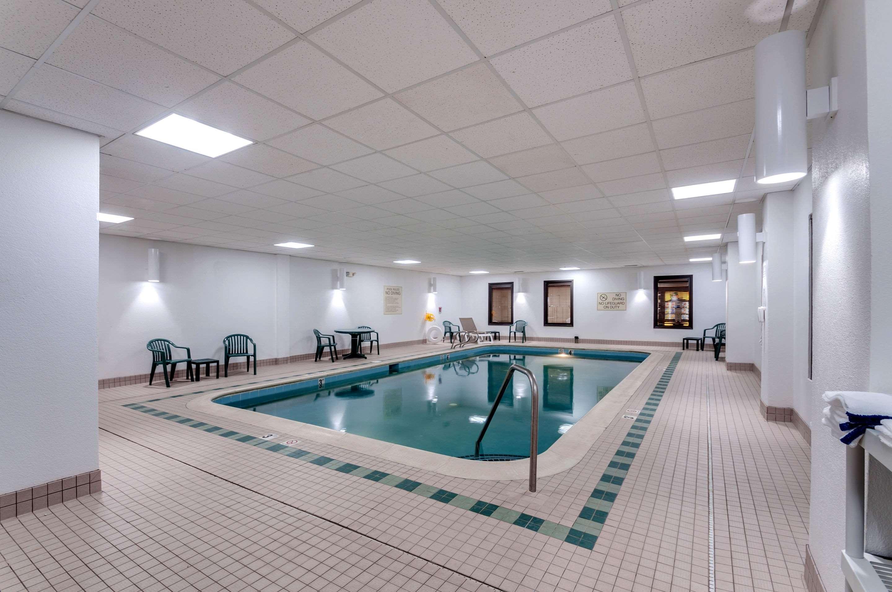 Quality Inn & Suites Bel Air I-95 Exit 77A Exteriör bild