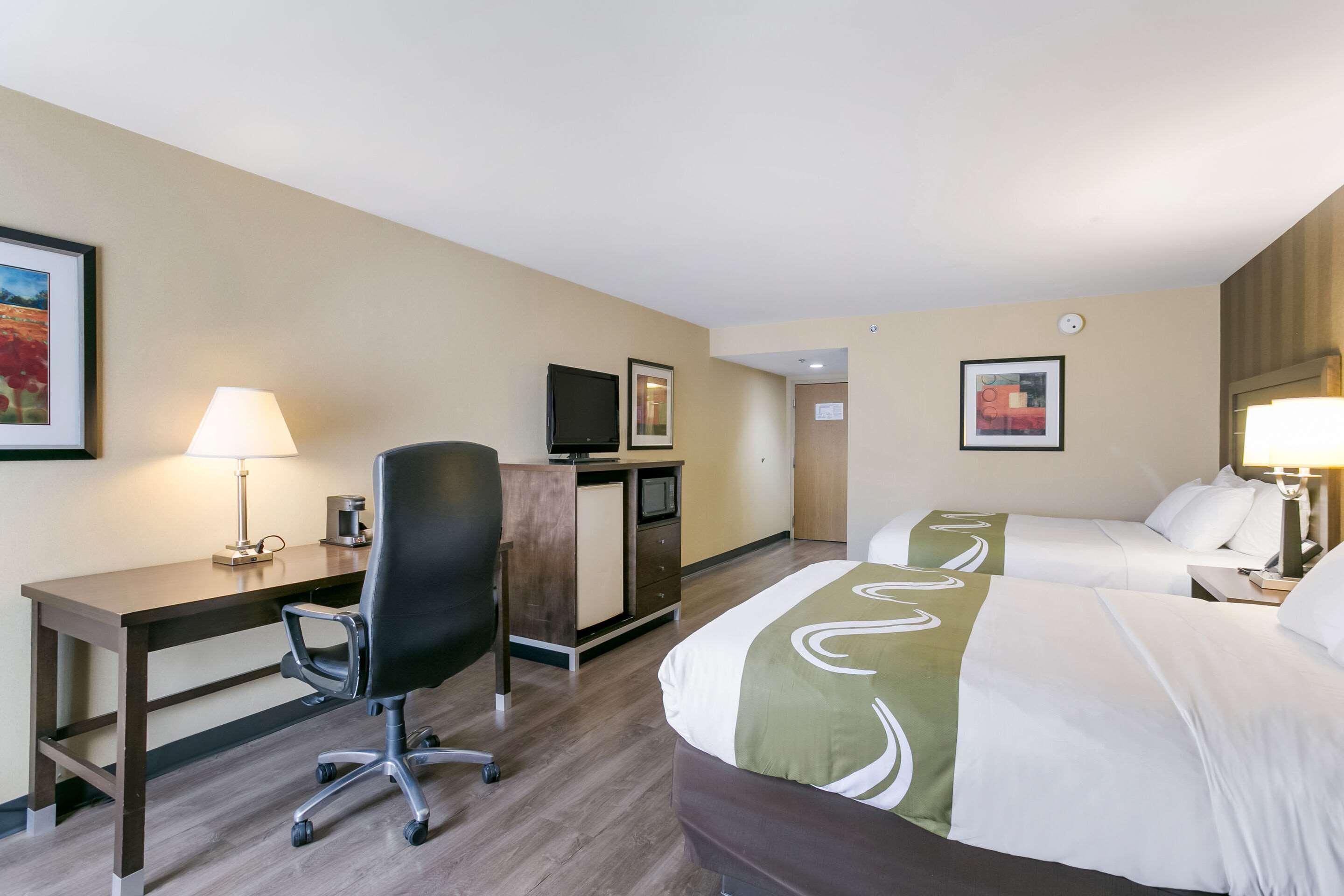 Quality Inn & Suites Bel Air I-95 Exit 77A Exteriör bild