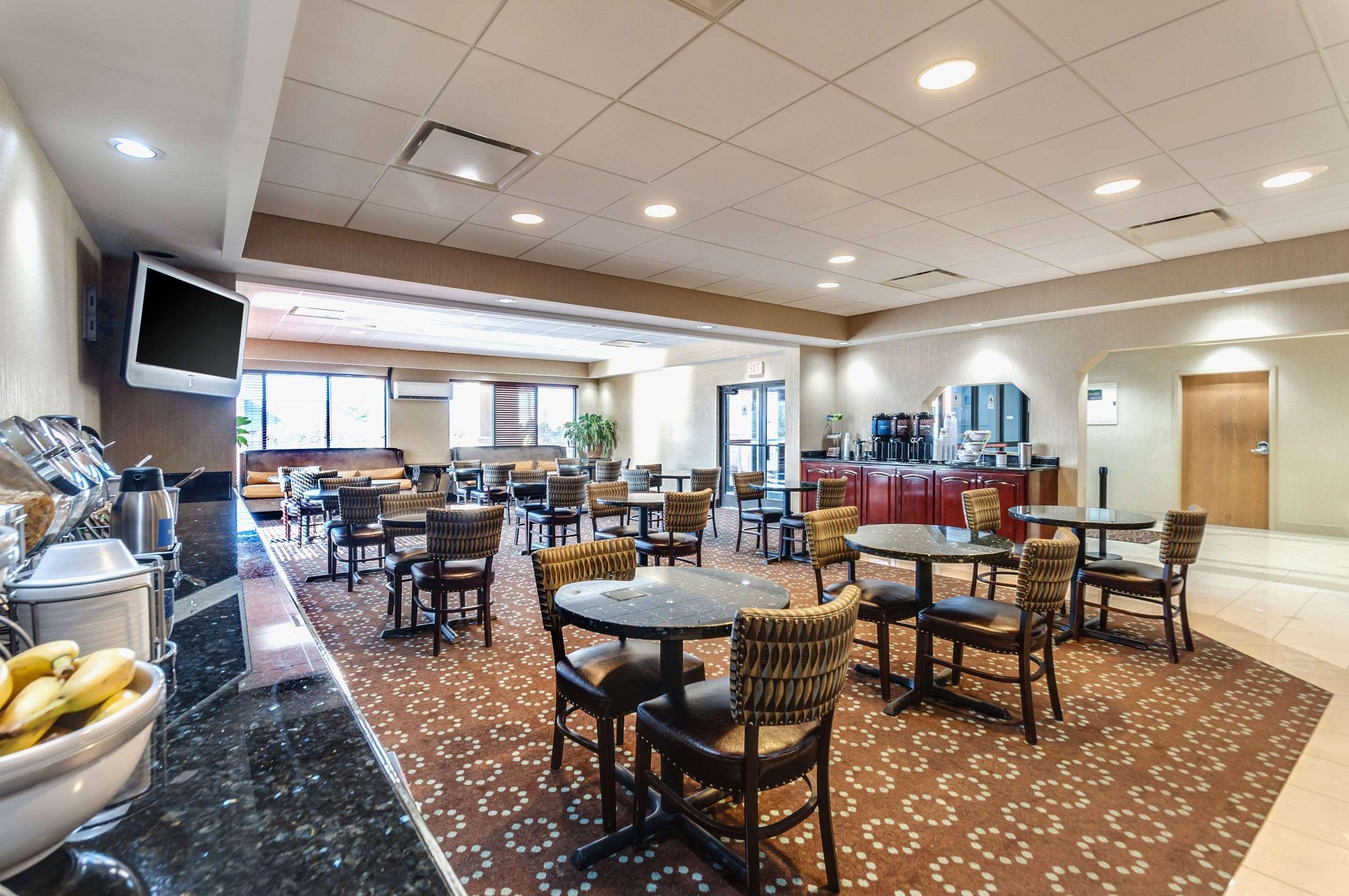 Quality Inn & Suites Bel Air I-95 Exit 77A Exteriör bild