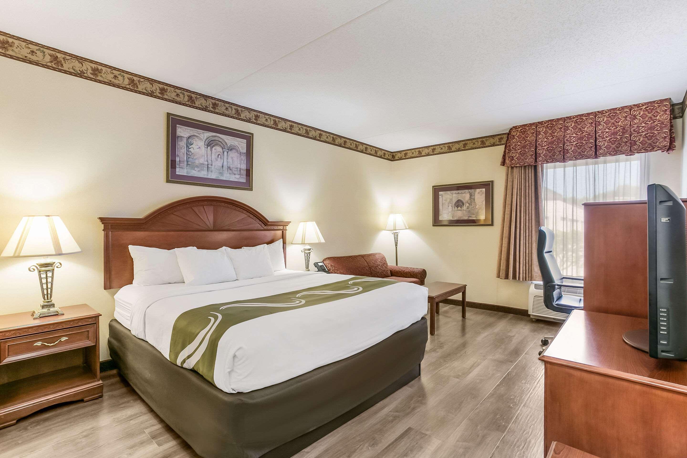 Quality Inn & Suites Bel Air I-95 Exit 77A Exteriör bild