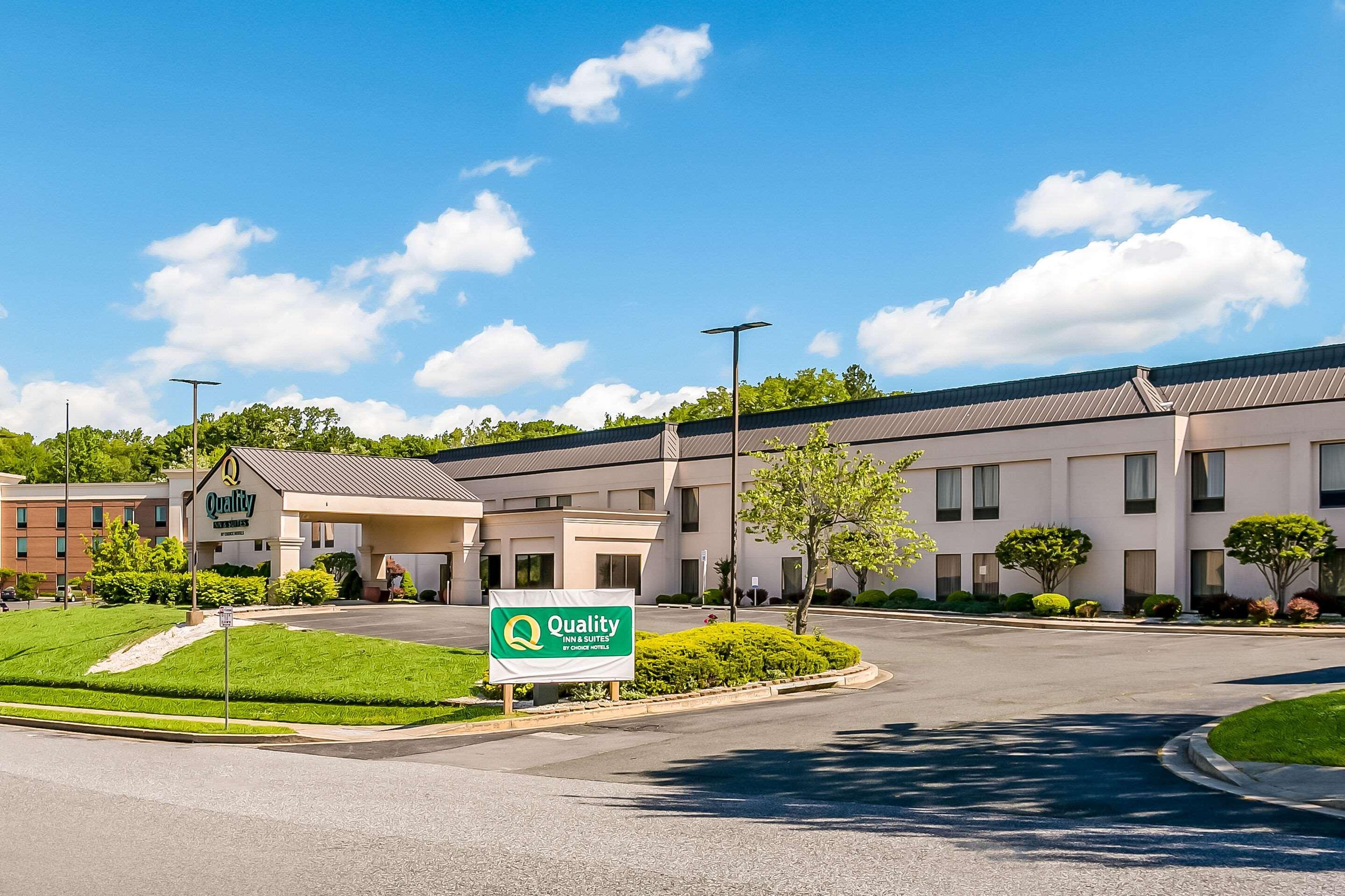 Quality Inn & Suites Bel Air I-95 Exit 77A Exteriör bild